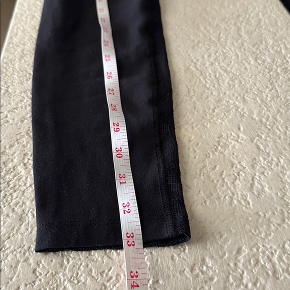 Beyond Yoga Mesh It Up High Waisted 7/8 Yoga Leggings Size Small - Picture 9 of 9